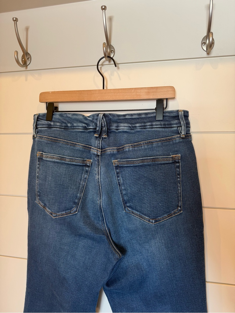 Good American Good Legs Cropped Mini Boot Jeans Size 12/31 - Picture 6 of 9